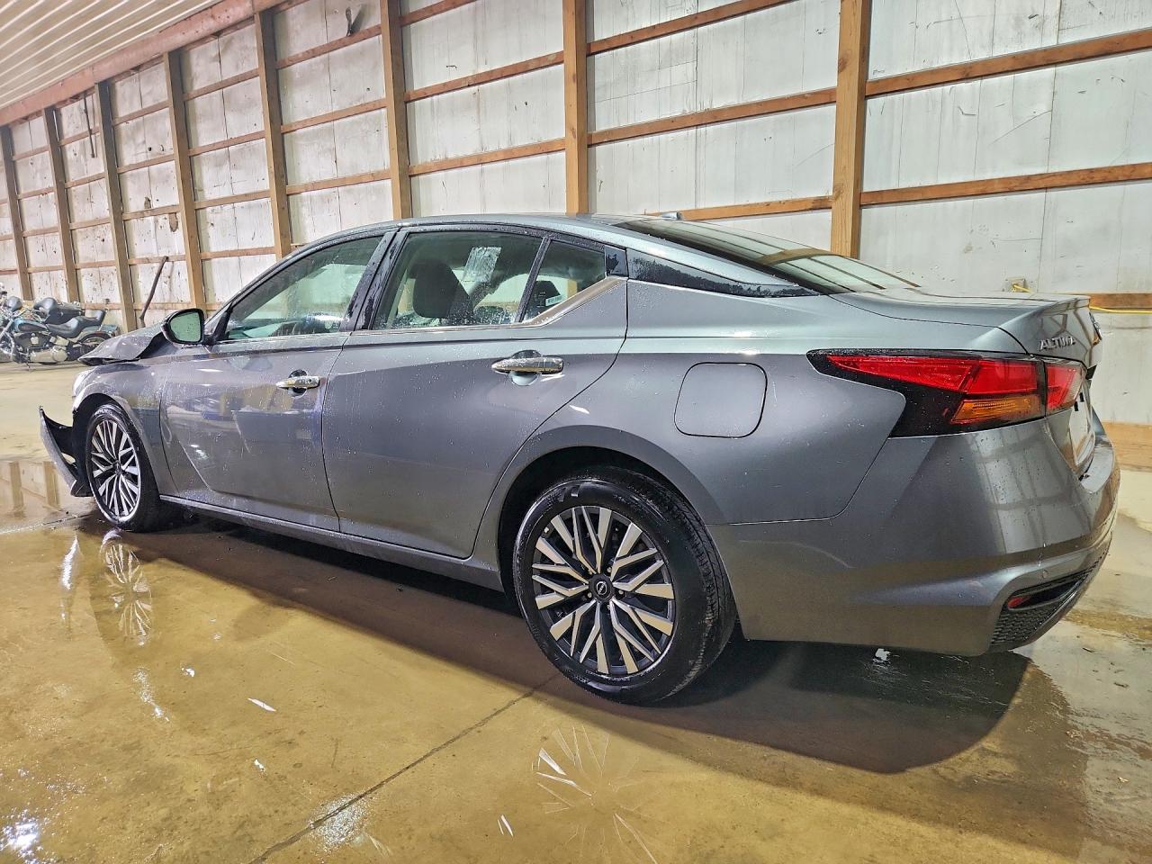 2025 NISSAN ALTIMA SV — снимка 2