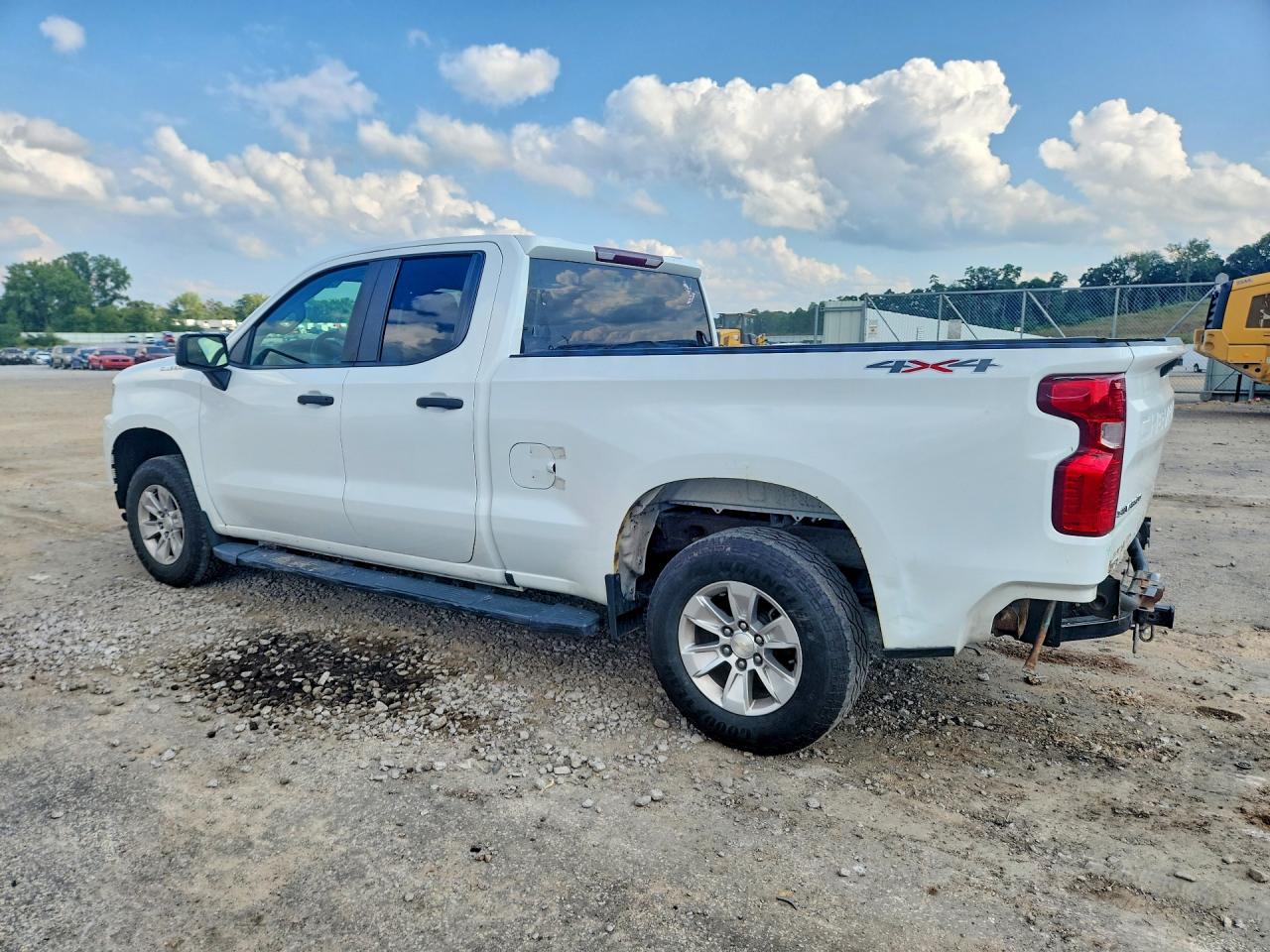 2020 CHEVROLET SILVERADO K1500 — снимка 2