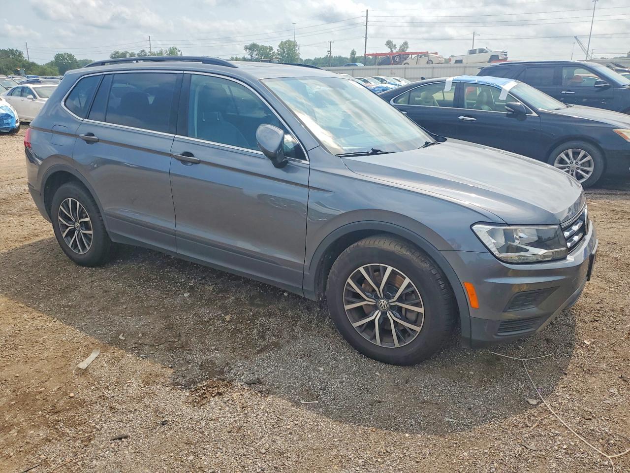 2019 VOLKSWAGEN TIGUAN SE — снимка 4