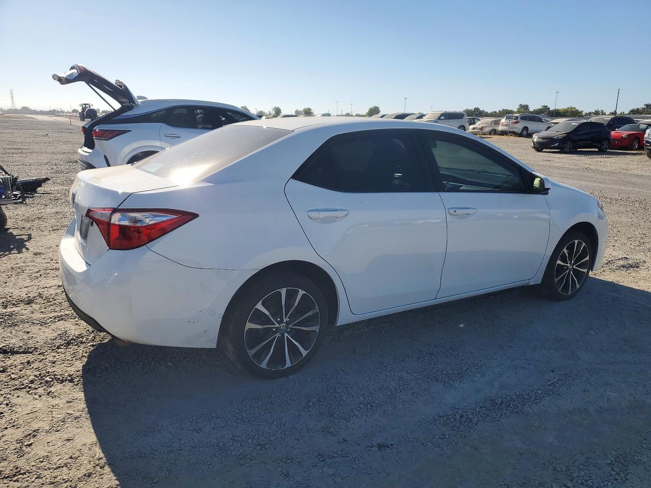 2015 TOYOTA COROLLA L — снимка 3