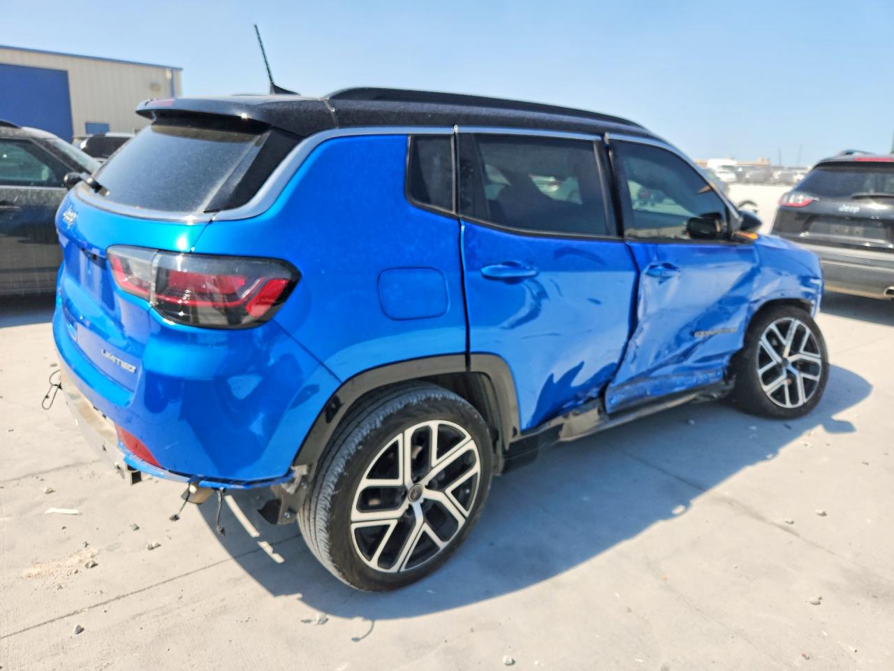 2025 JEEP COMPASS LIMITED — снимка 3
