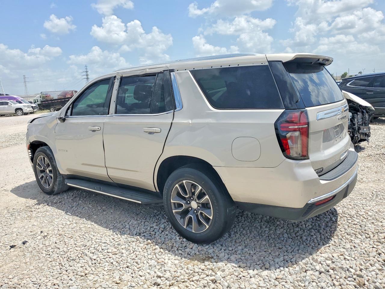 2023 CHEVROLET TAHOE C1500 LT — снимка 2