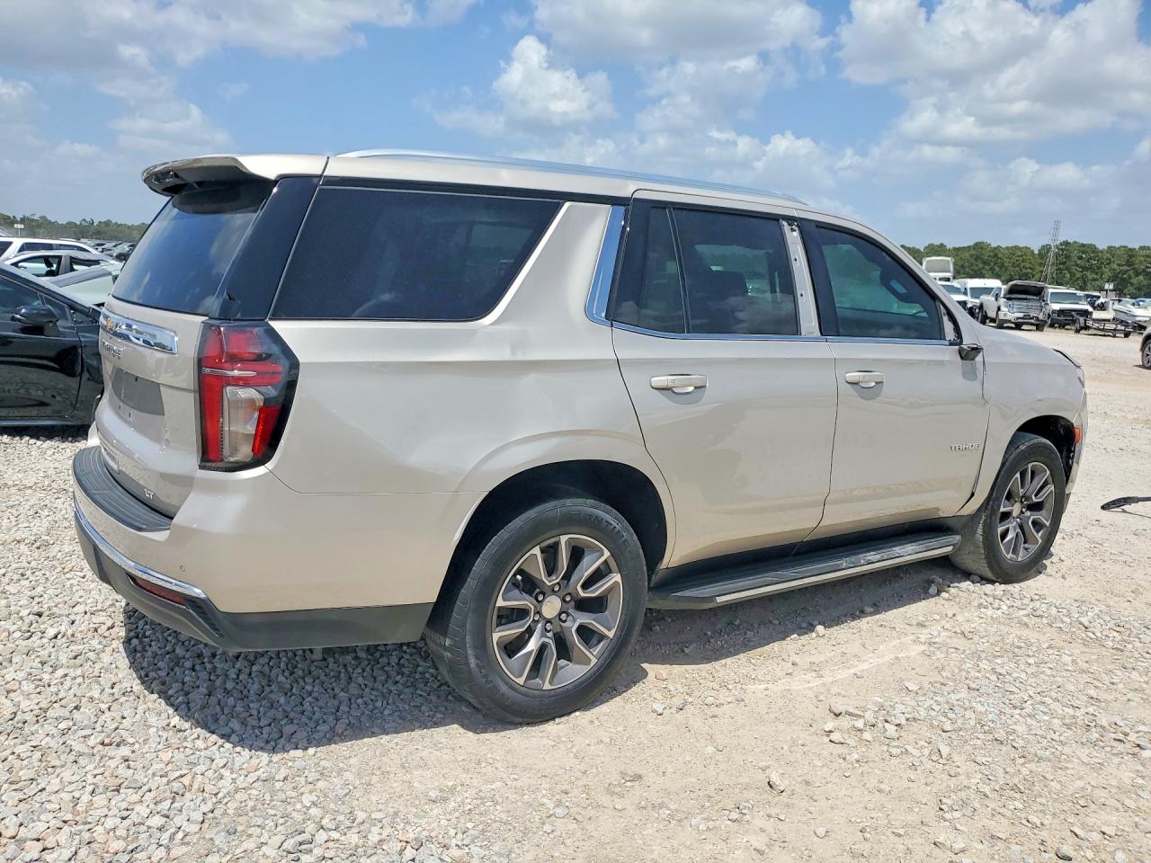 2023 CHEVROLET TAHOE C1500 LT — снимка 3