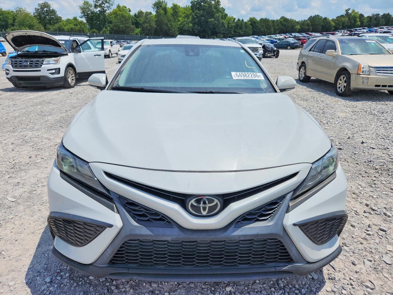 2022 TOYOTA CAMRY SE — снимка 5