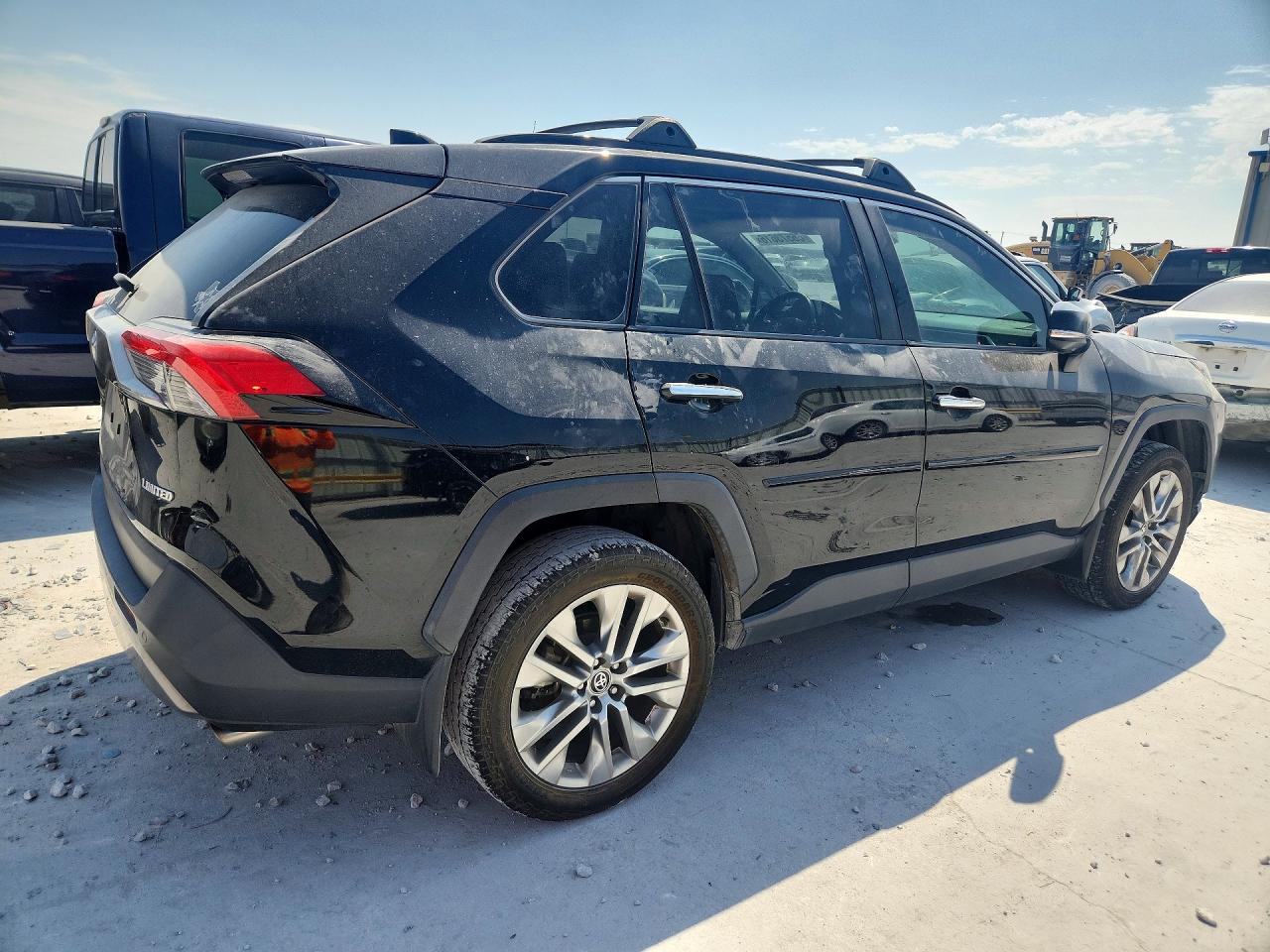 2021 TOYOTA RAV4 LIMITED — снимка 3