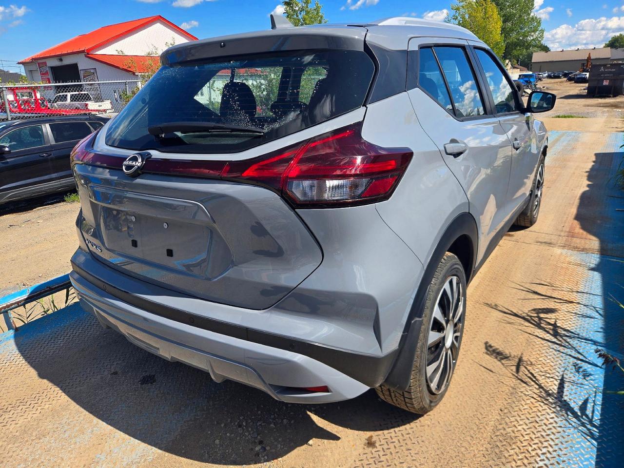 2025 NISSAN KICKS PLAY SV — снимка 4