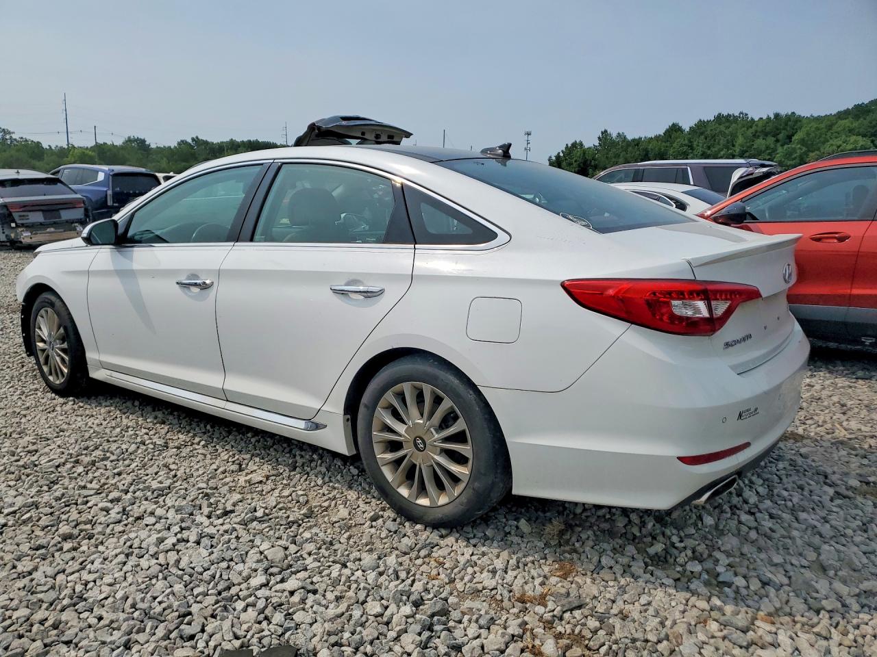 2015 HYUNDAI SONATA SPORT 4D SEDA — снимка 2