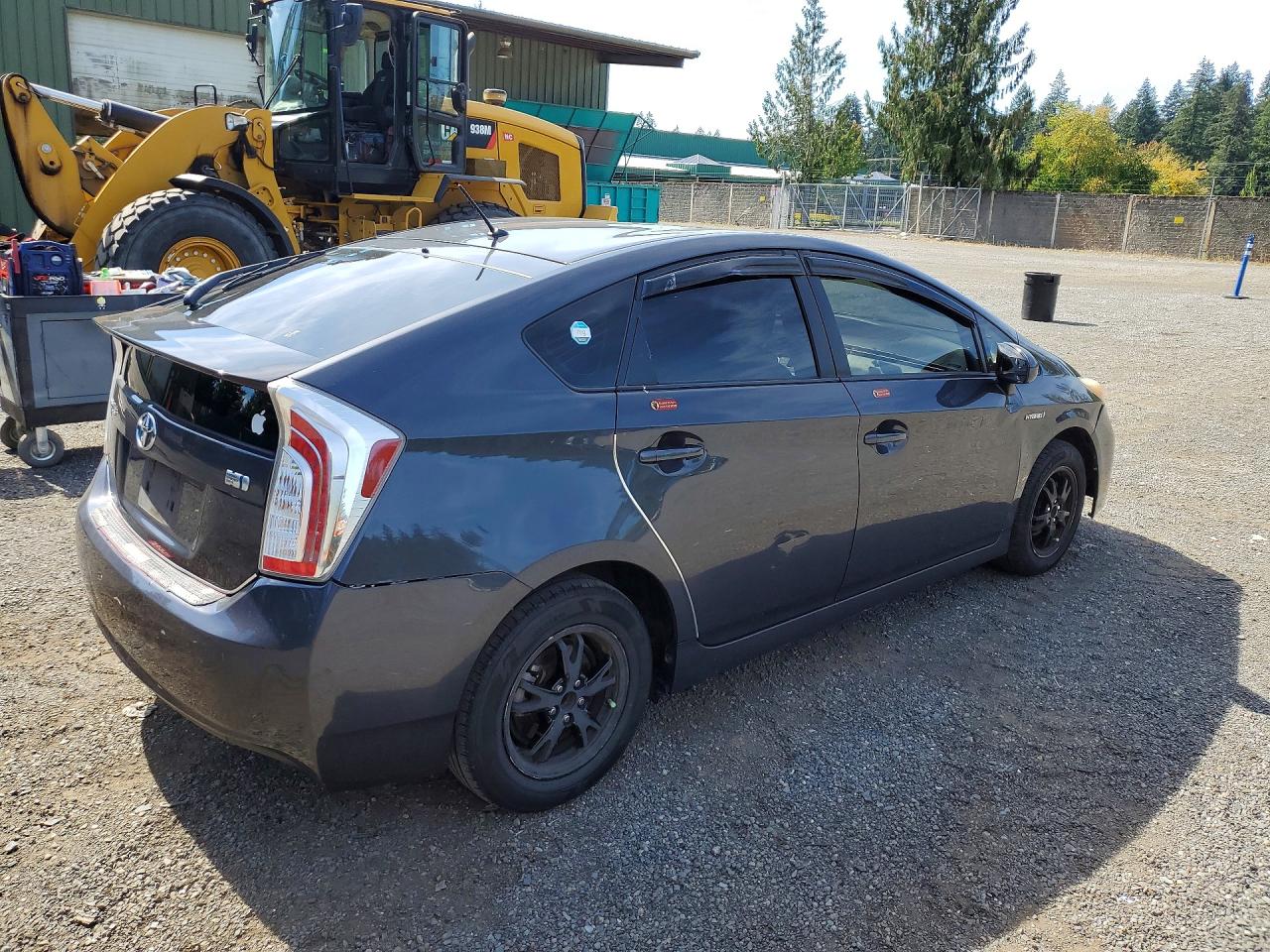 2015 TOYOTA PRIUS TWO — снимка 3