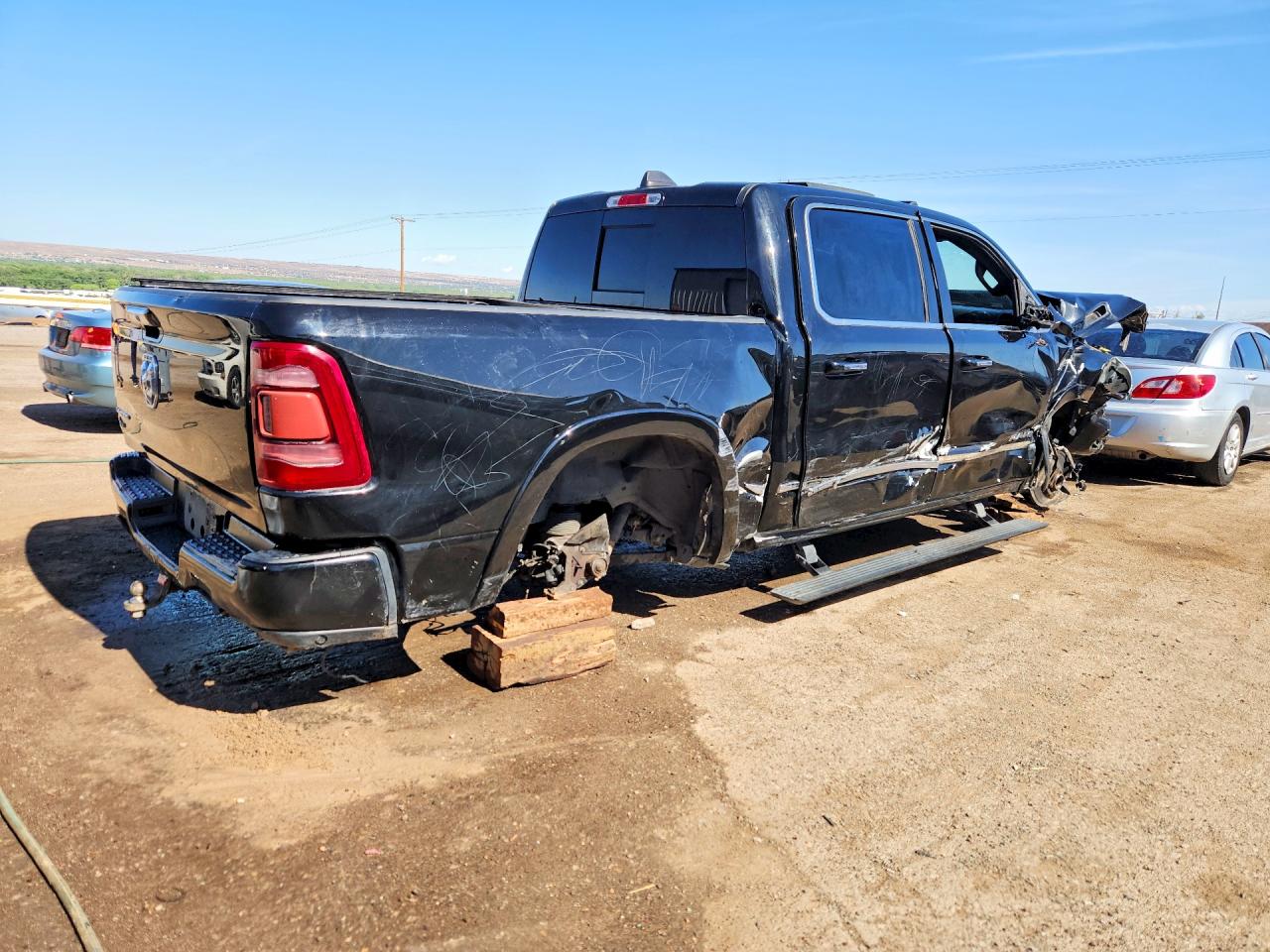 2019 RAM 1500 LIMITED — снимка 3