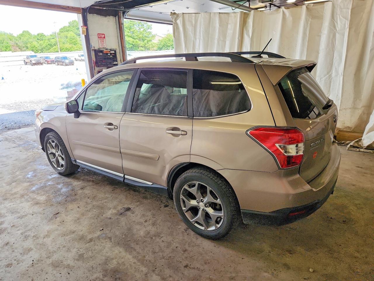 2015 SUBARU FORESTER 2.5I TOURING — снимка 2