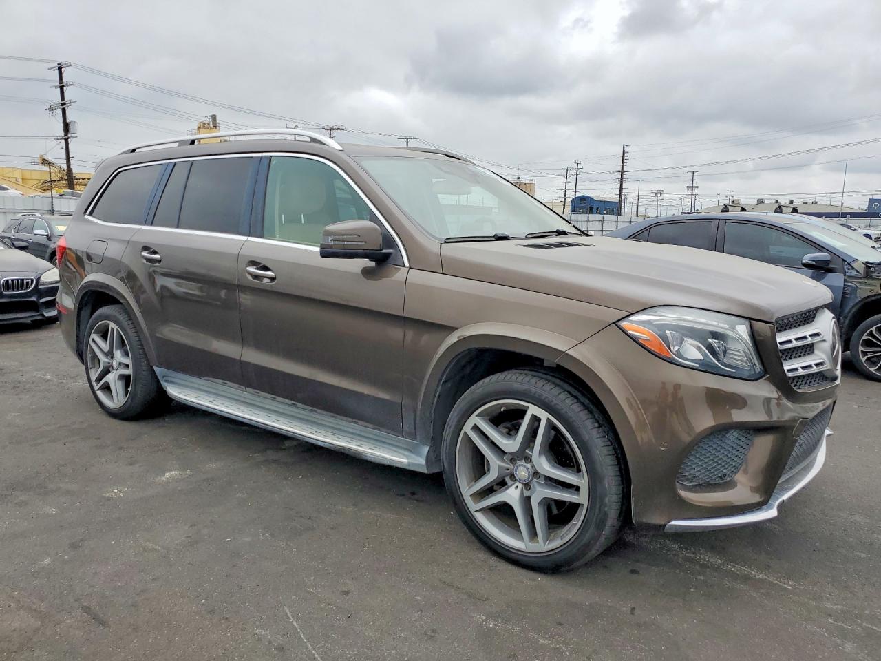 2017 MERCEDES-BENZ GLS 550 4MATIC — снимка 4