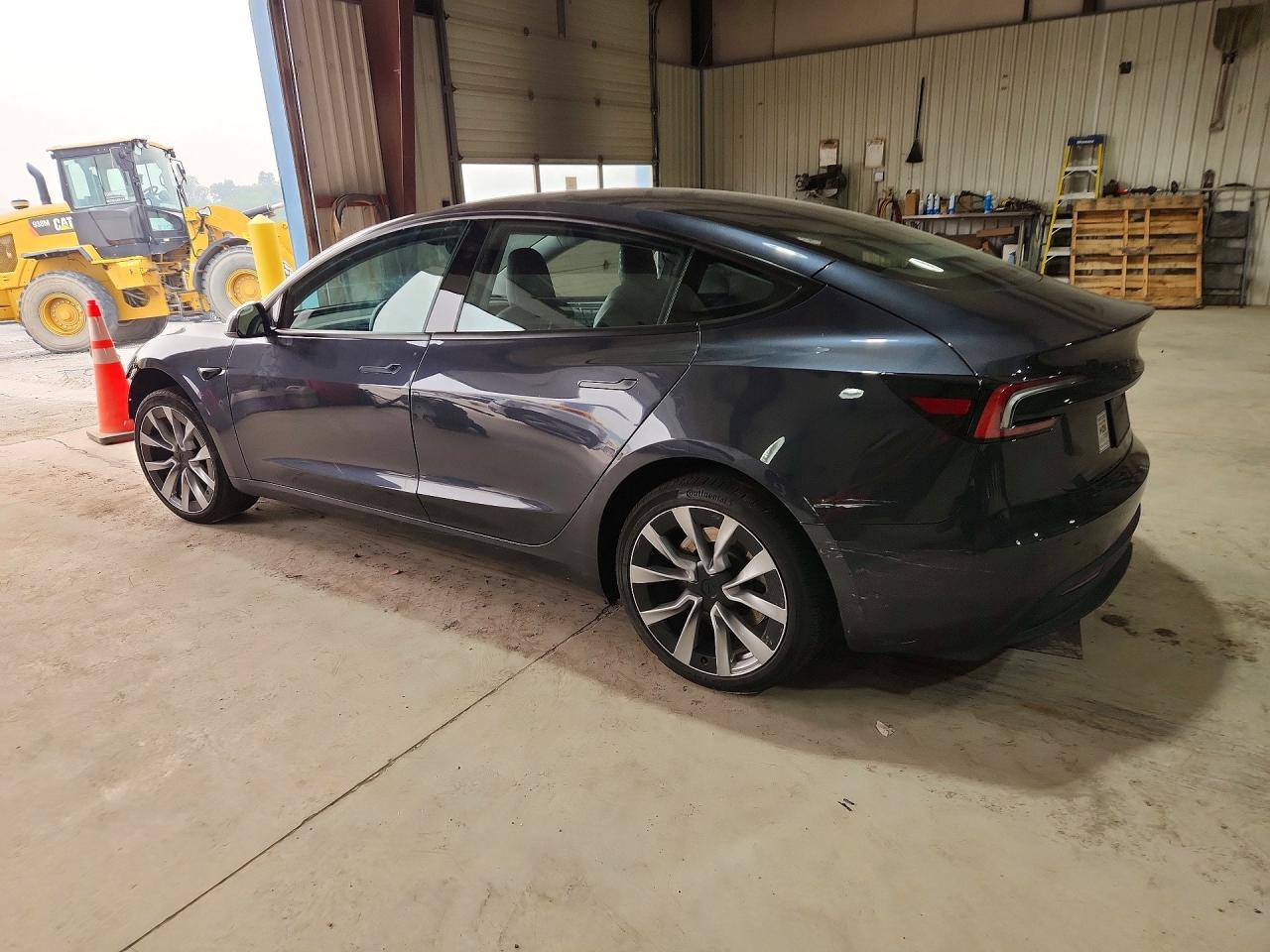 2024 TESLA MODEL 3 — снимка 2