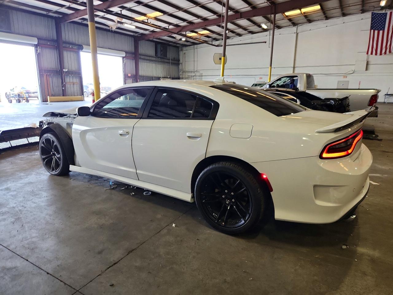 2022 DODGE CHARGER R/T — снимка 2