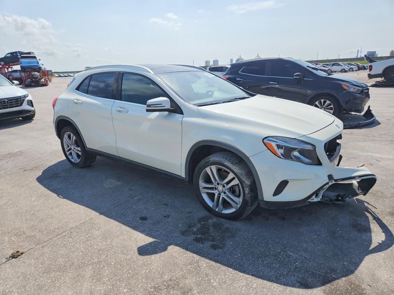 2017 MERCEDES-BENZ GLA 250 4MATIC — снимка 4