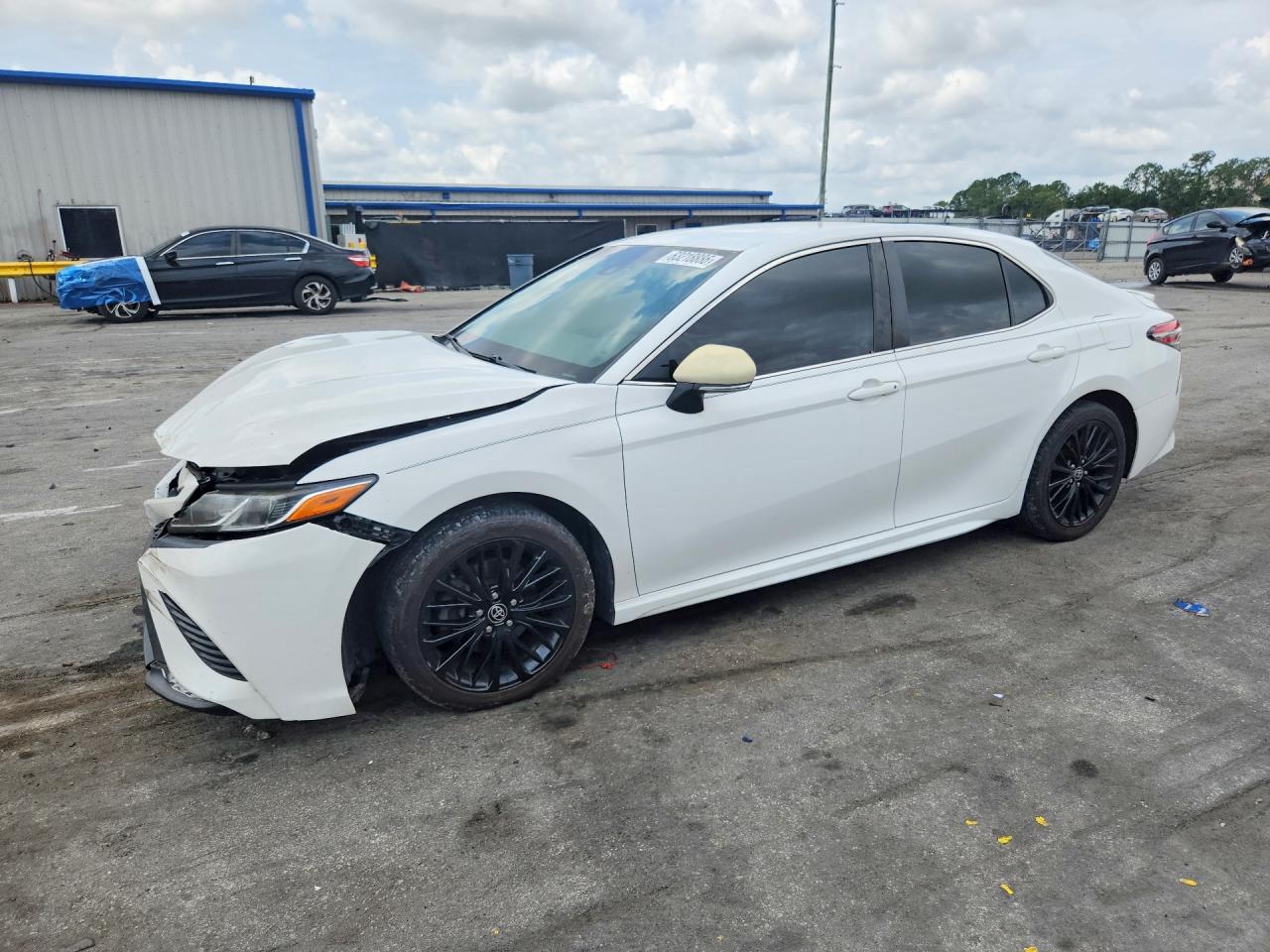 2018 TOYOTA CAMRY SE