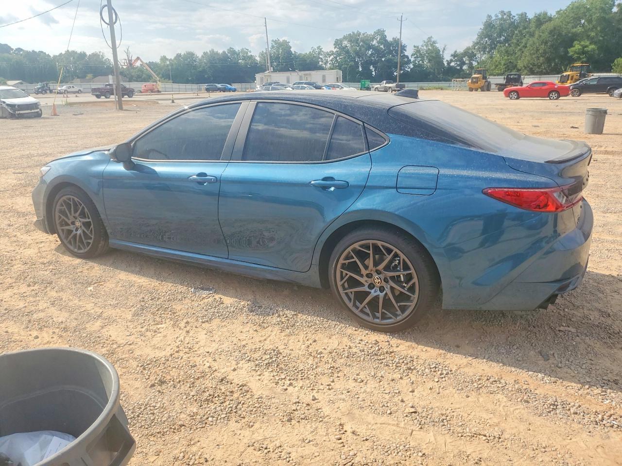 2026 TOYOTA CAMRY XSE — снимка 2