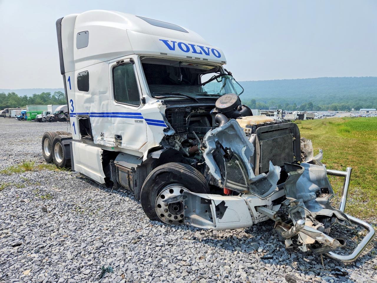2019 VOLVO VNL (4) — снимка 4