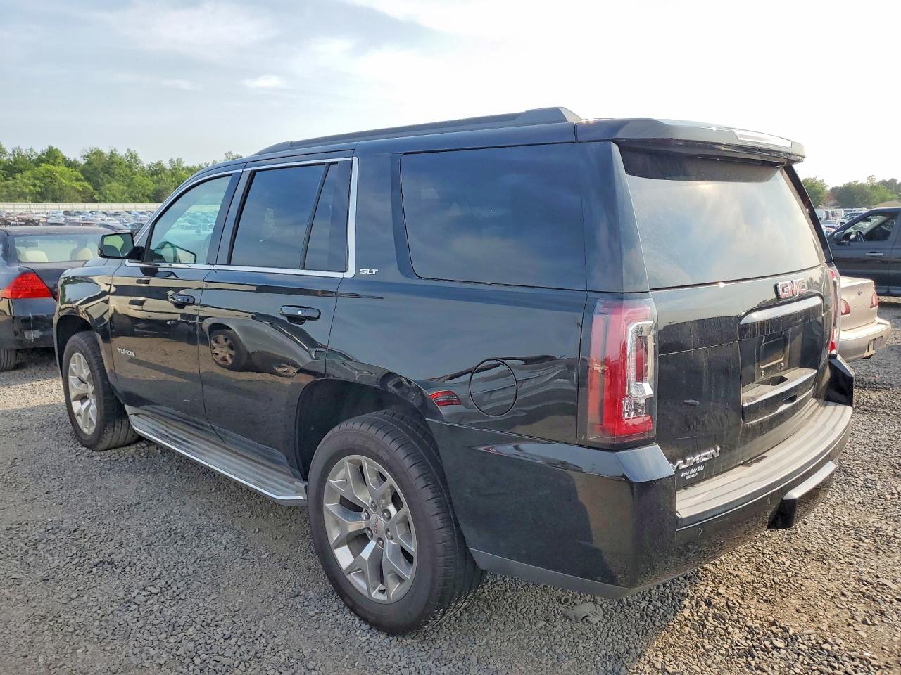 2015 GMC YUKON SLT — снимка 2