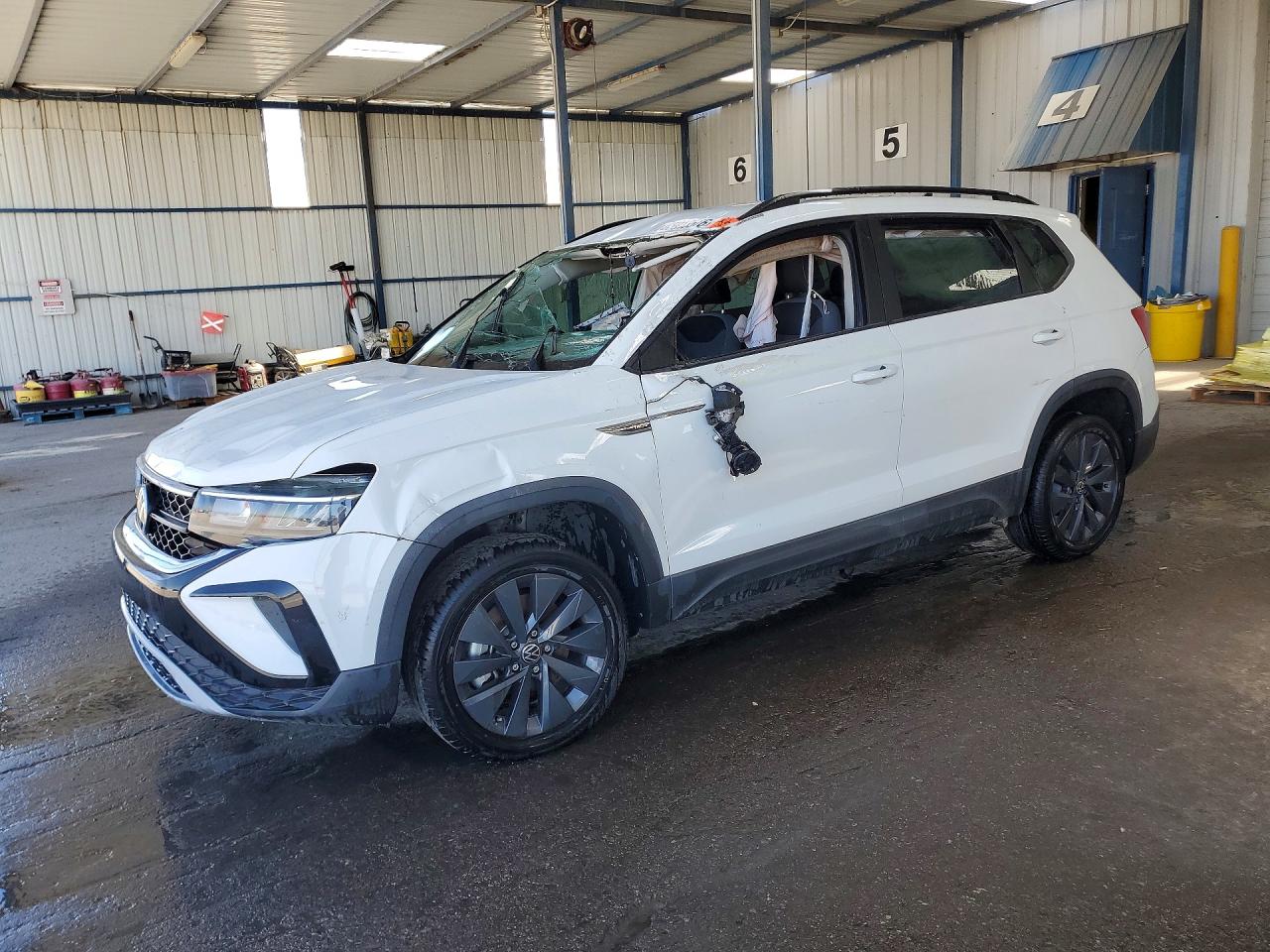 2022 VOLKSWAGEN TAOS S