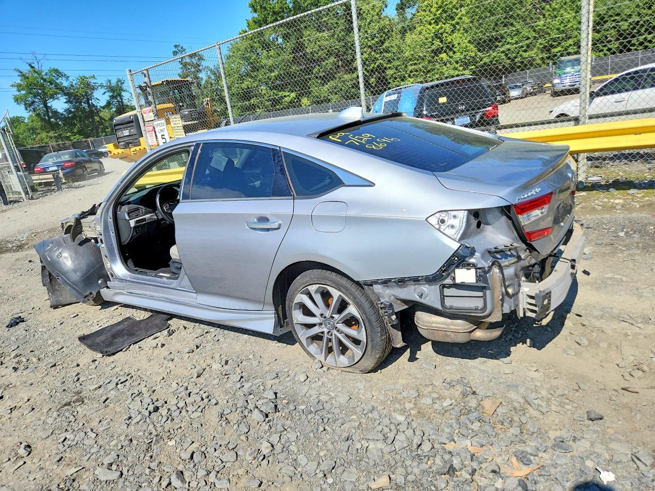 2018 HONDA ACCORD TOURING — снимка 2