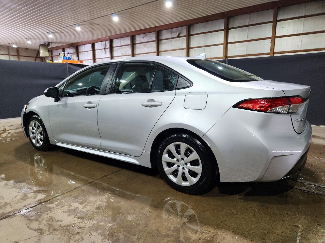 2025 TOYOTA COROLLA LE — снимка 2