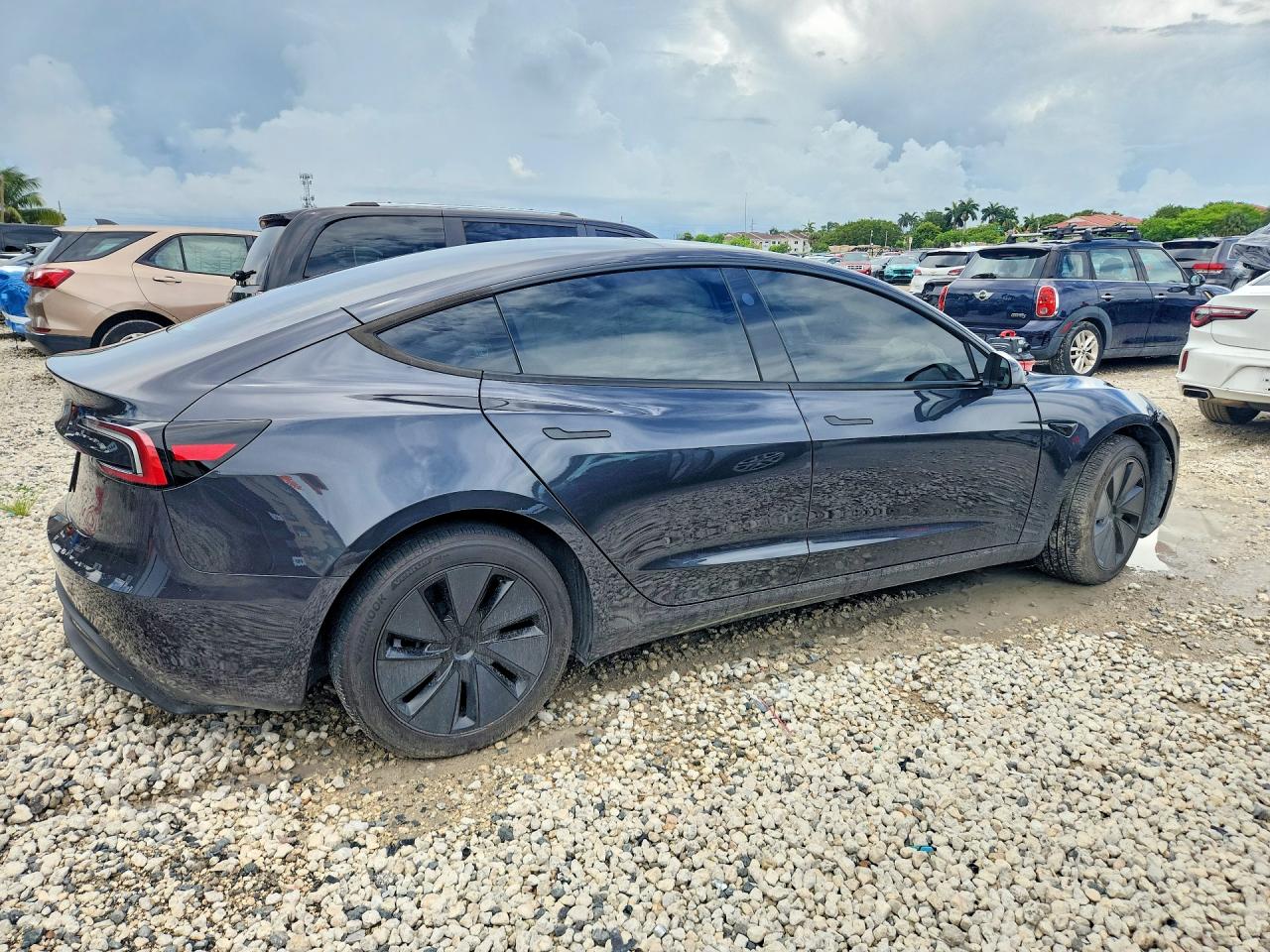 2025 TESLA MODEL 3 — снимка 3