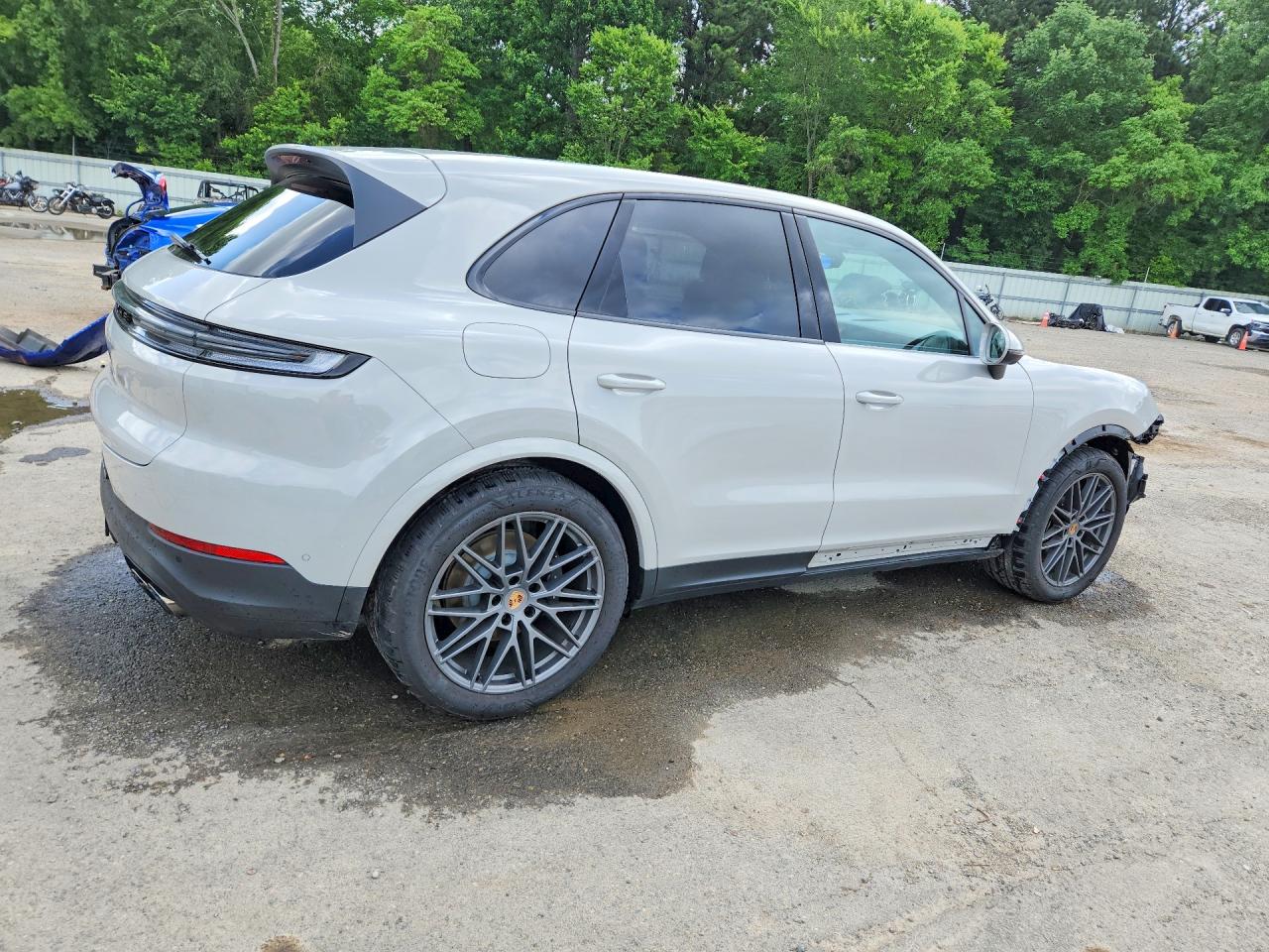 2025 PORSCHE CAYENNE — снимка 3