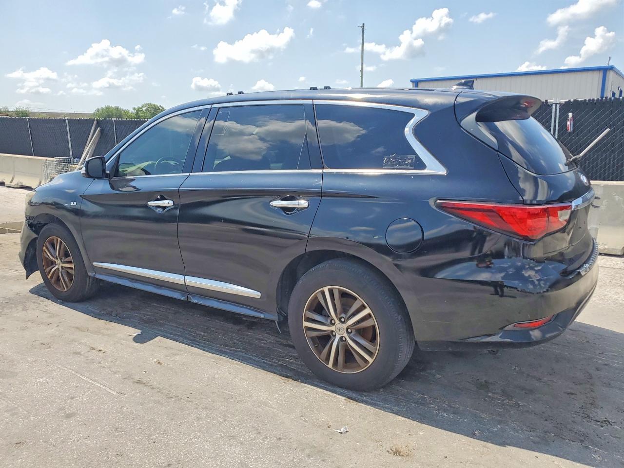 2018 INFINITI QX60 BASE — снимка 2