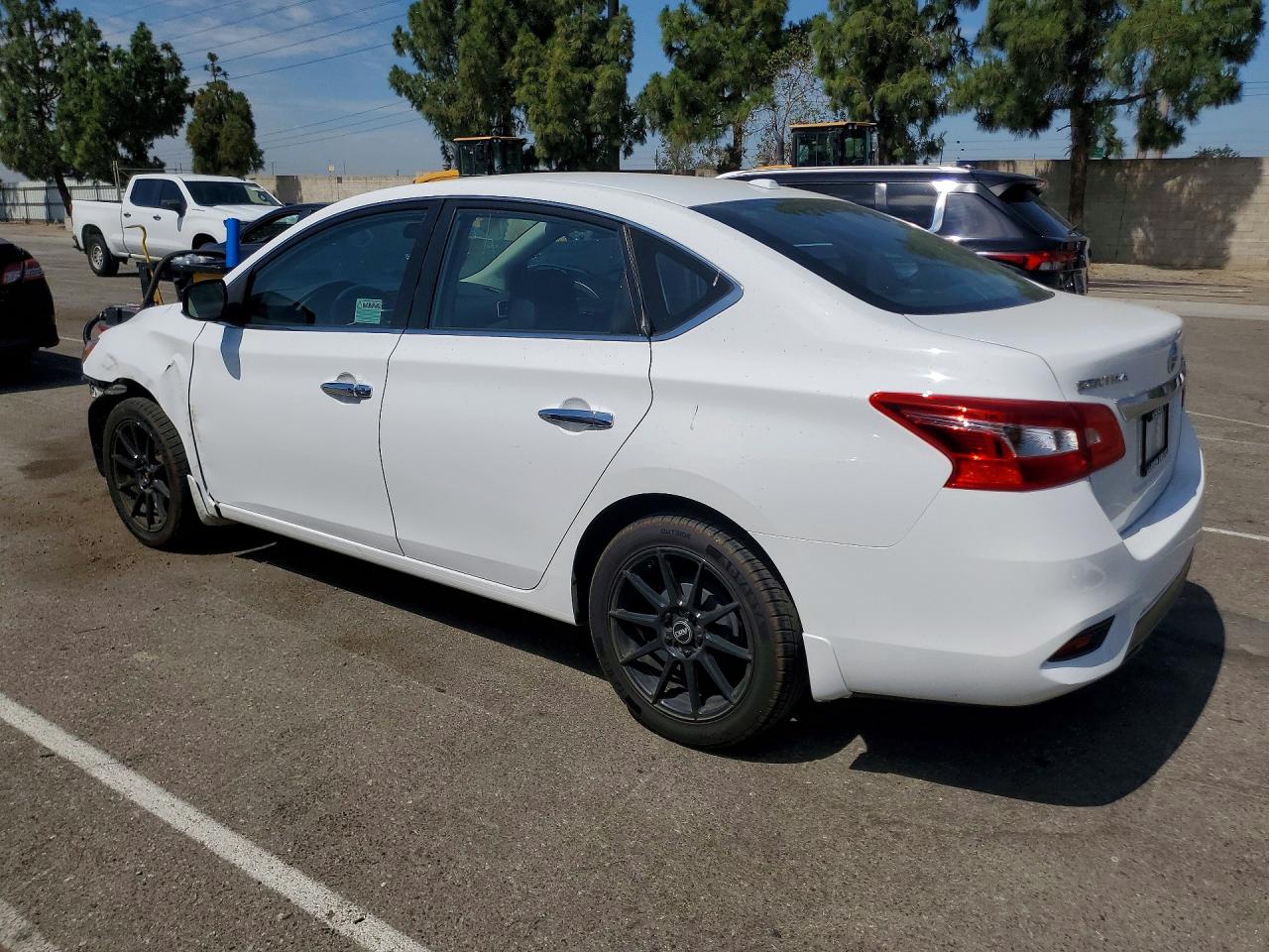 2019 NISSAN SENTRA SV — снимка 2
