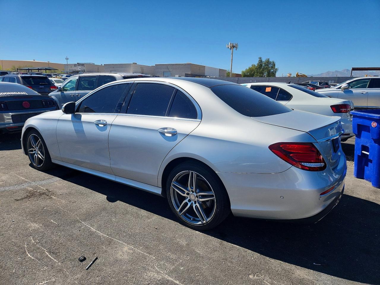 2017 MERCEDES-BENZ E 300 — снимка 2