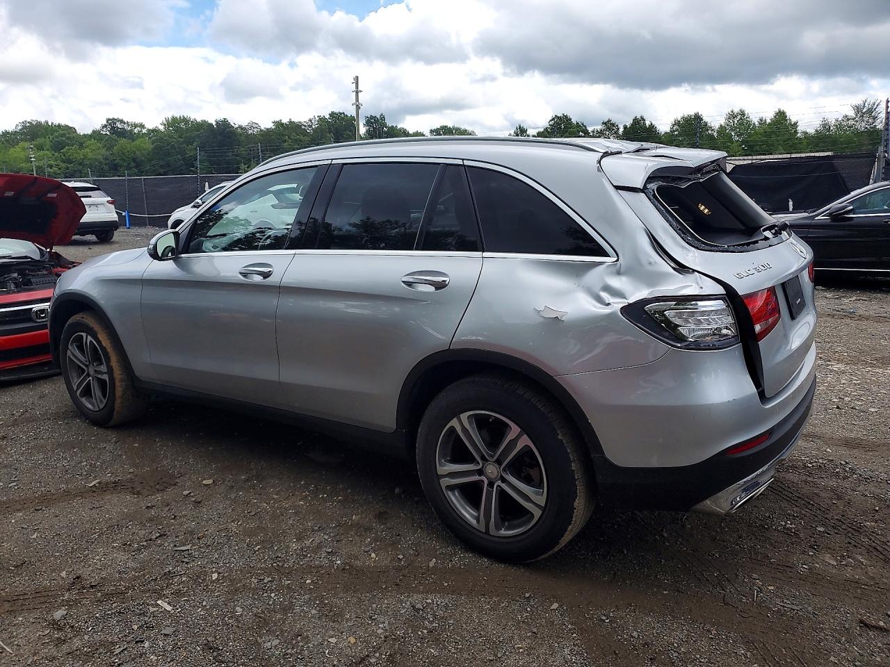 2016 MERCEDES-BENZ GLC 300 — снимка 2