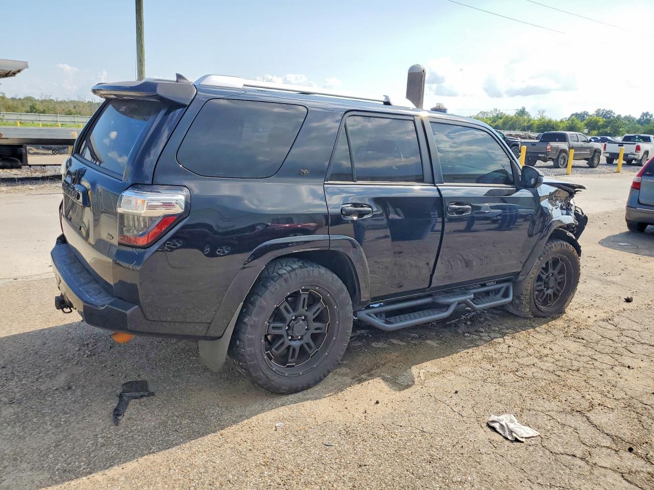 2015 TOYOTA 4RUNNER SR5 — снимка 3