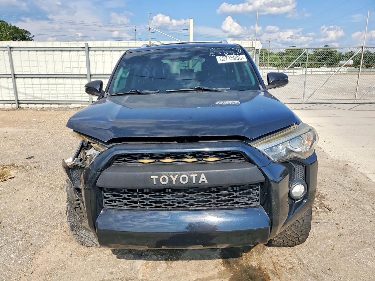 2015 TOYOTA 4RUNNER SR5 — снимка 5