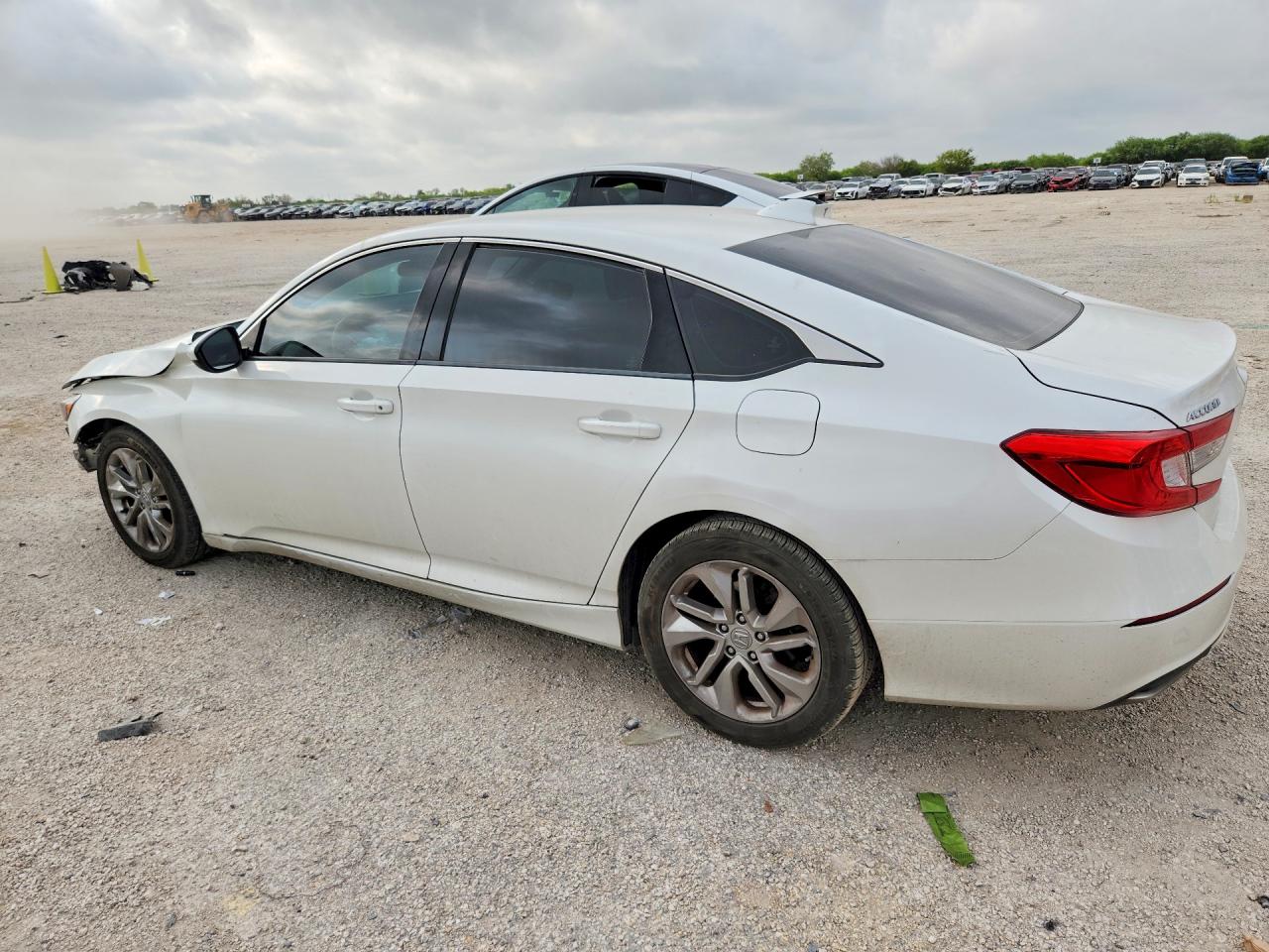 2018 HONDA ACCORD LX — снимка 2