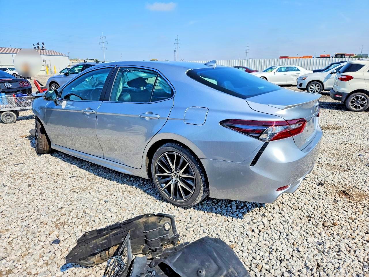 2023 TOYOTA CAMRY SE — снимка 2