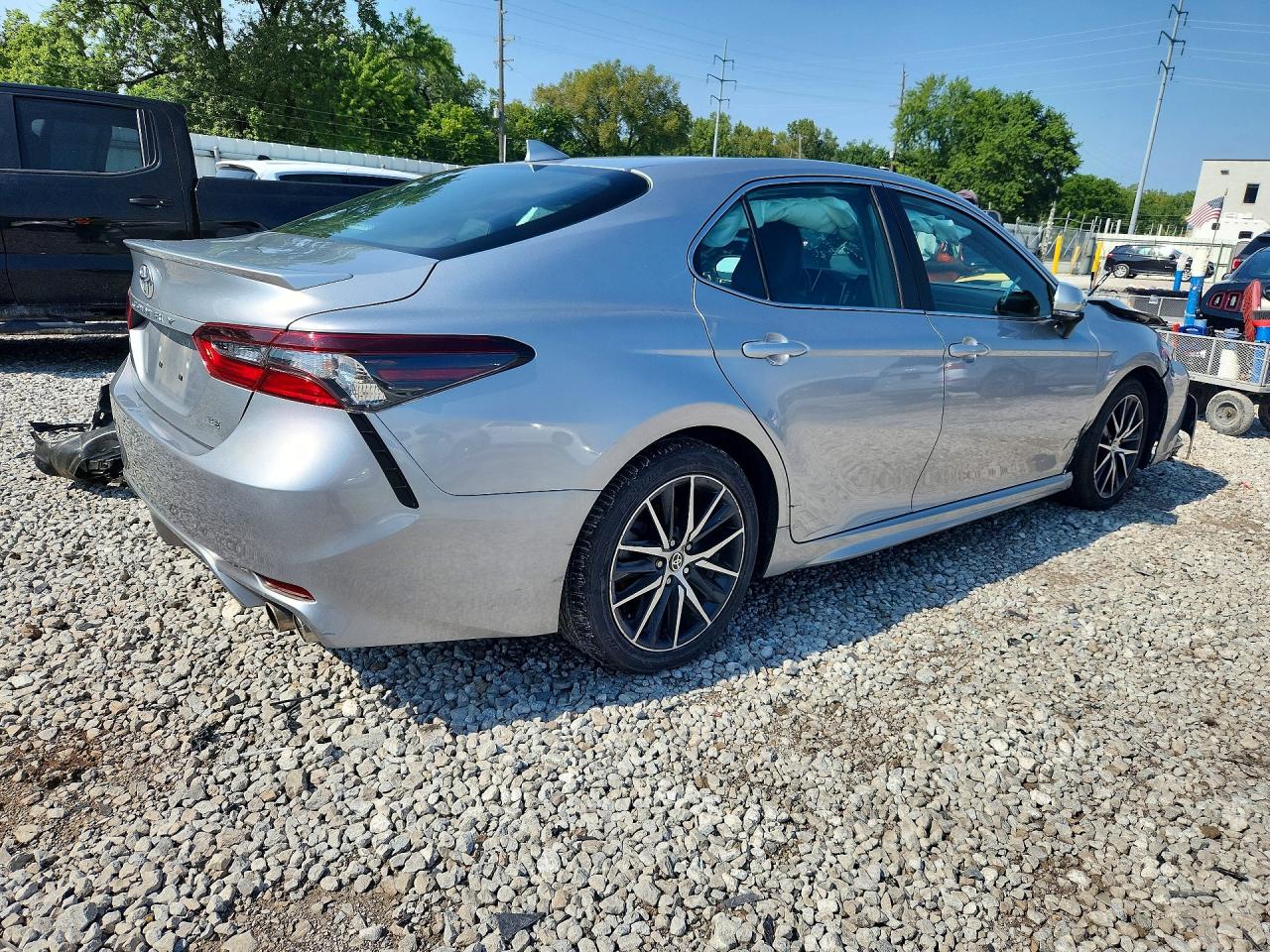 2023 TOYOTA CAMRY SE — снимка 3