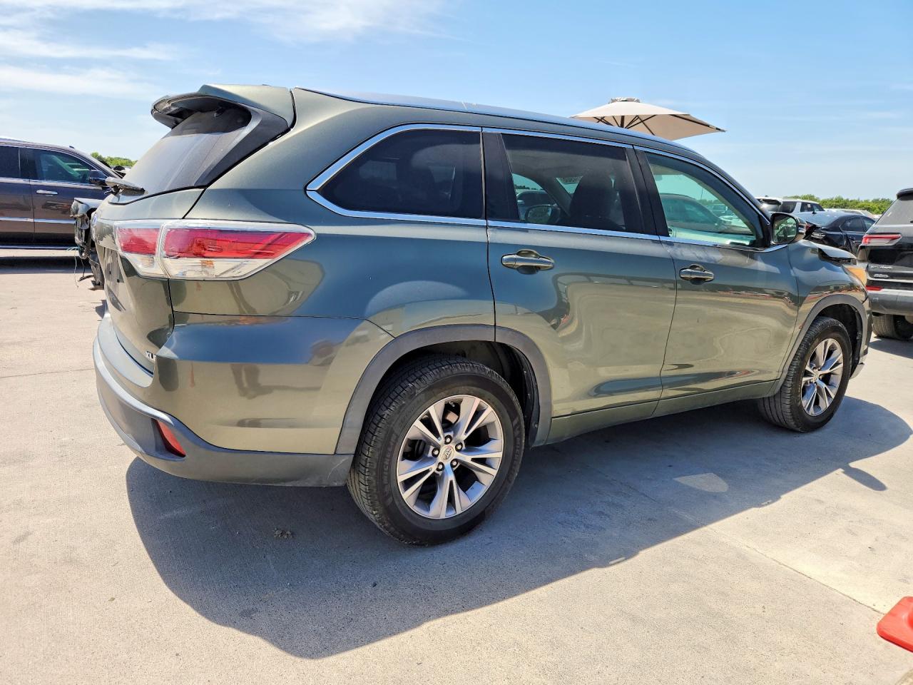 2015 TOYOTA HIGHLANDER XLE — снимка 3