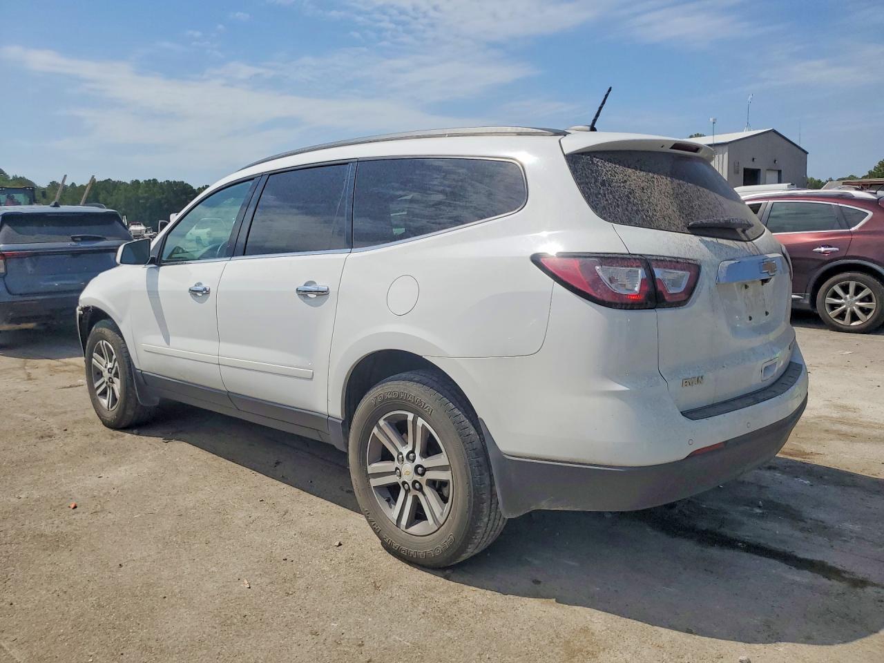 2016 CHEVROLET TRAVERSE LT — снимка 2