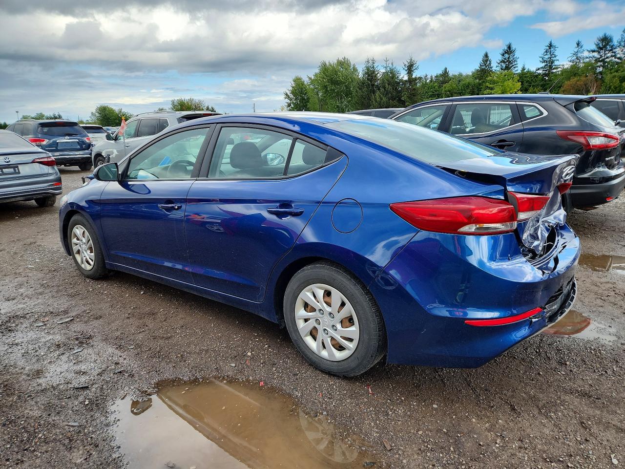 2017 HYUNDAI ELANTRA SE — снимка 2