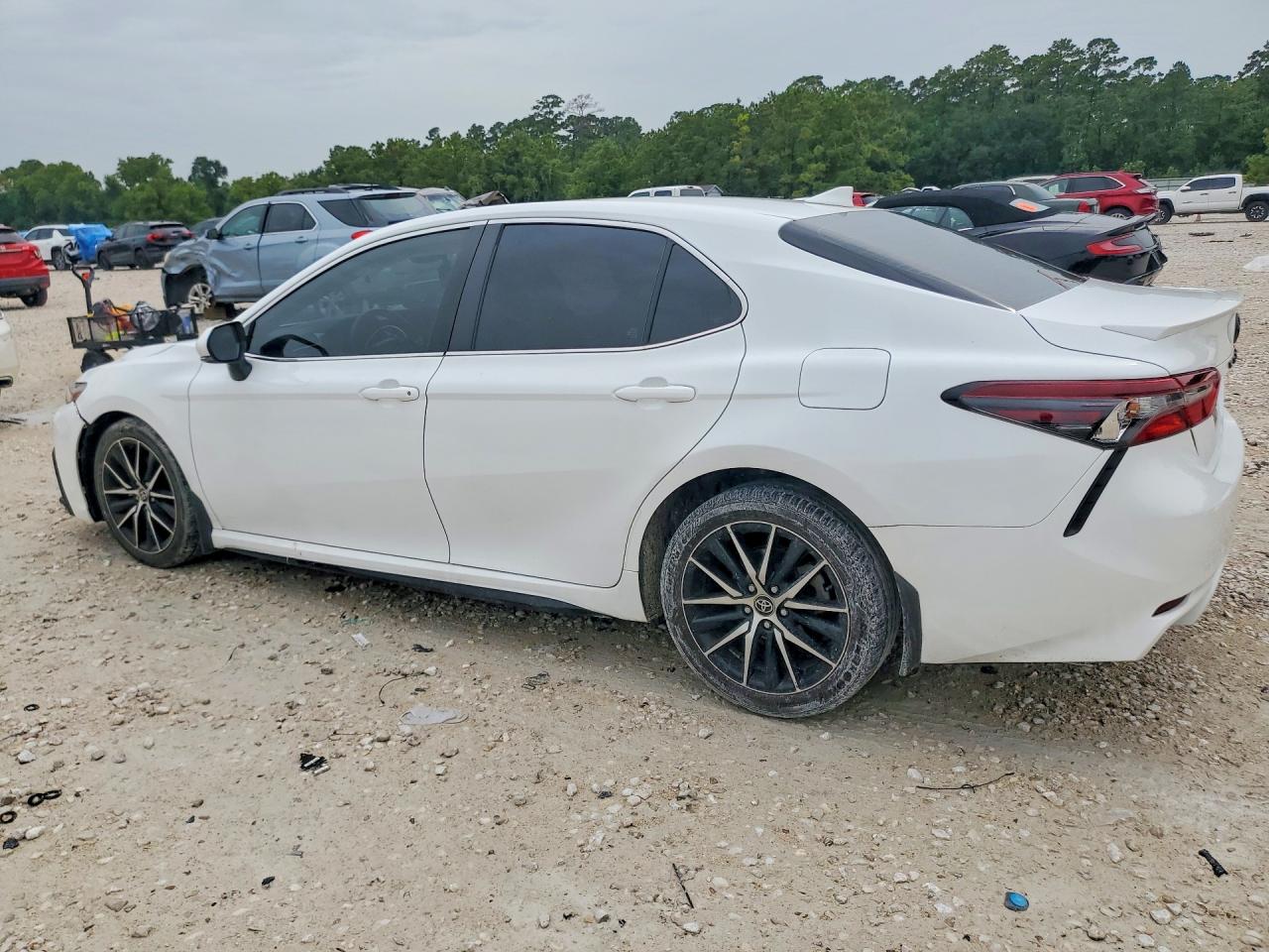 2023 TOYOTA CAMRY SE — снимка 2