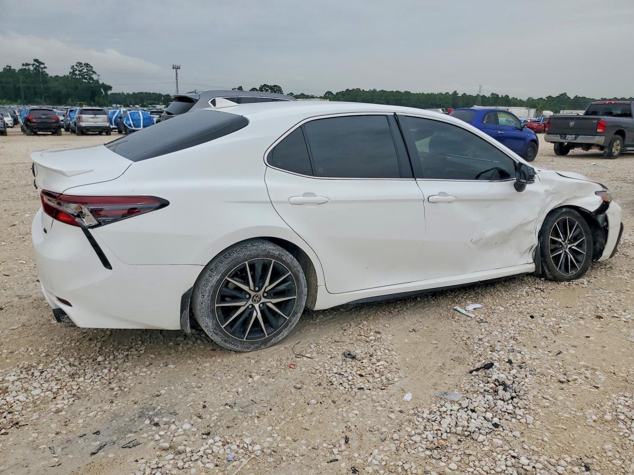 2023 TOYOTA CAMRY SE — снимка 3