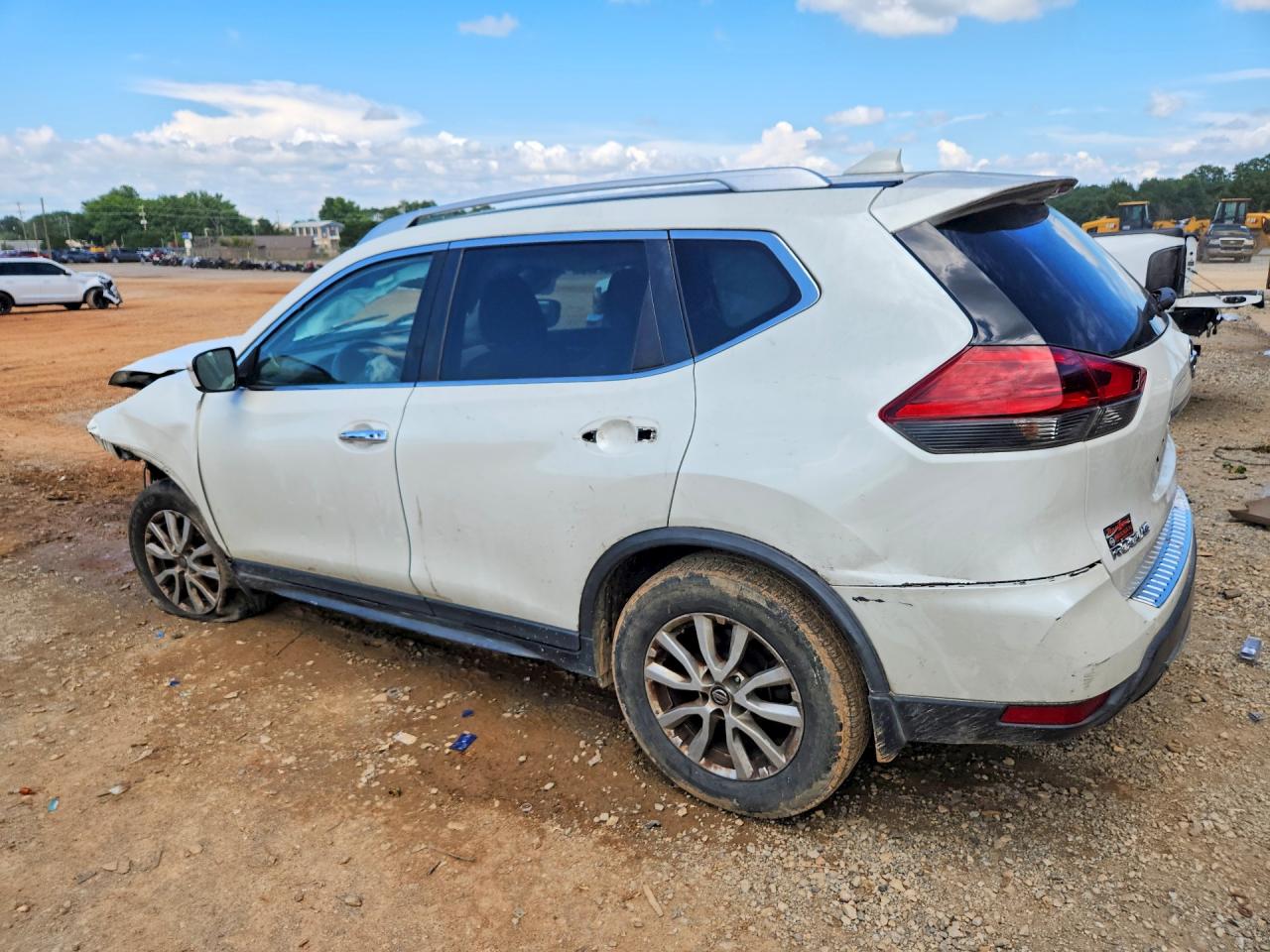 2018 NISSAN ROGUE SV — снимка 2