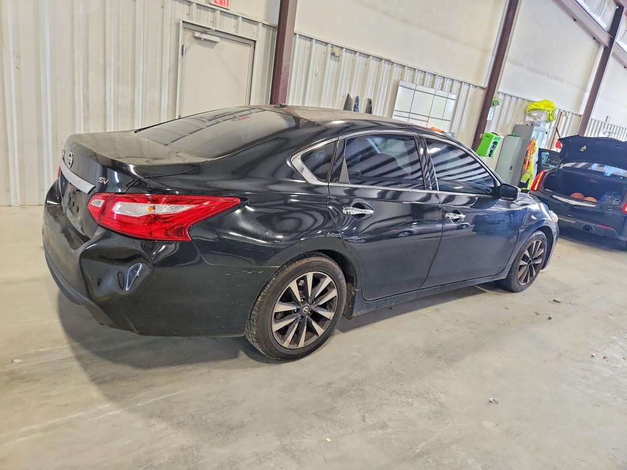 2017 NISSAN ALTIMA 2.5 SV — снимка 3