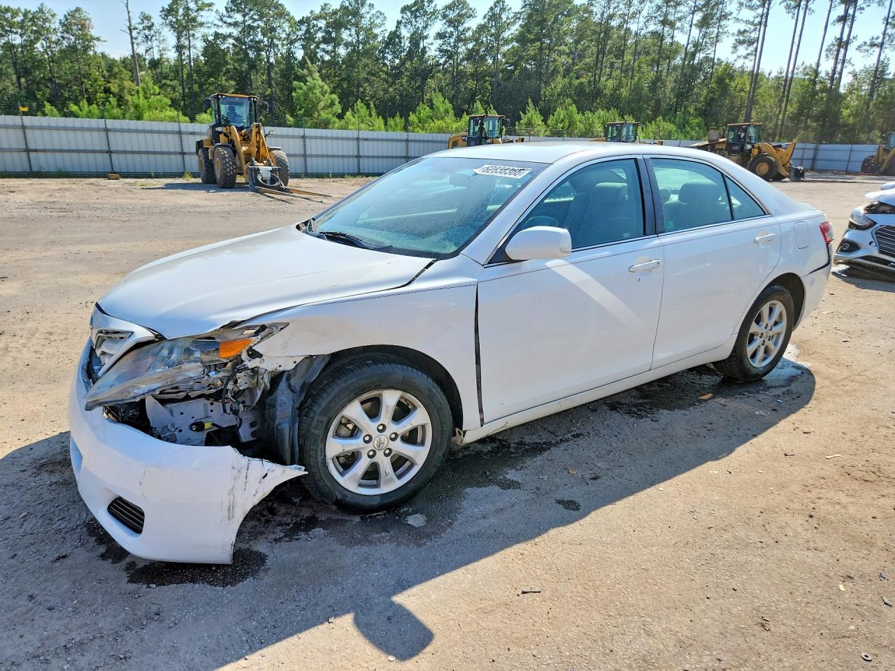 2018 TOYOTA CAMRY LE