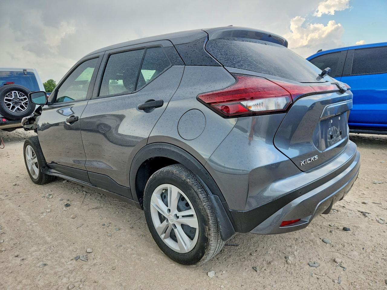 2024 NISSAN KICKS S — снимка 2