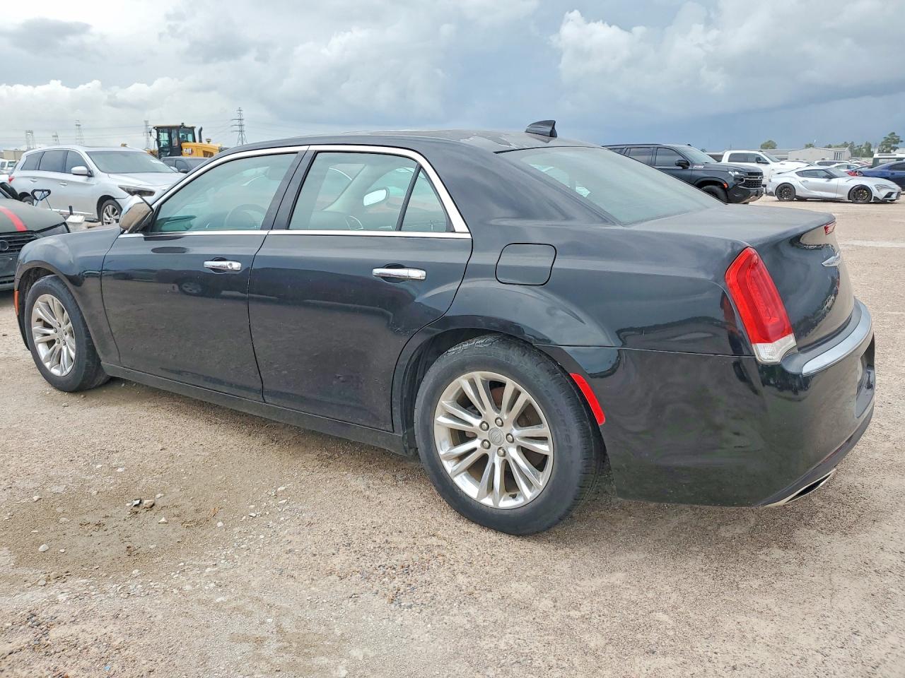 2015 CHRYSLER 300C — снимка 2