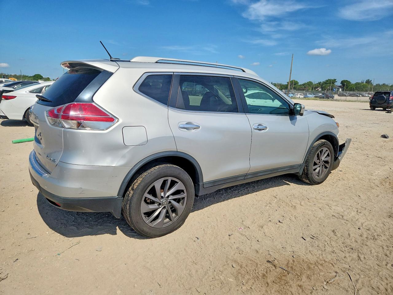 2016 NISSAN ROGUE SL — снимка 3