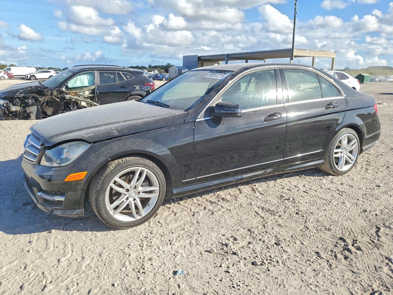 2013 MERCEDES-BENZ C 250
