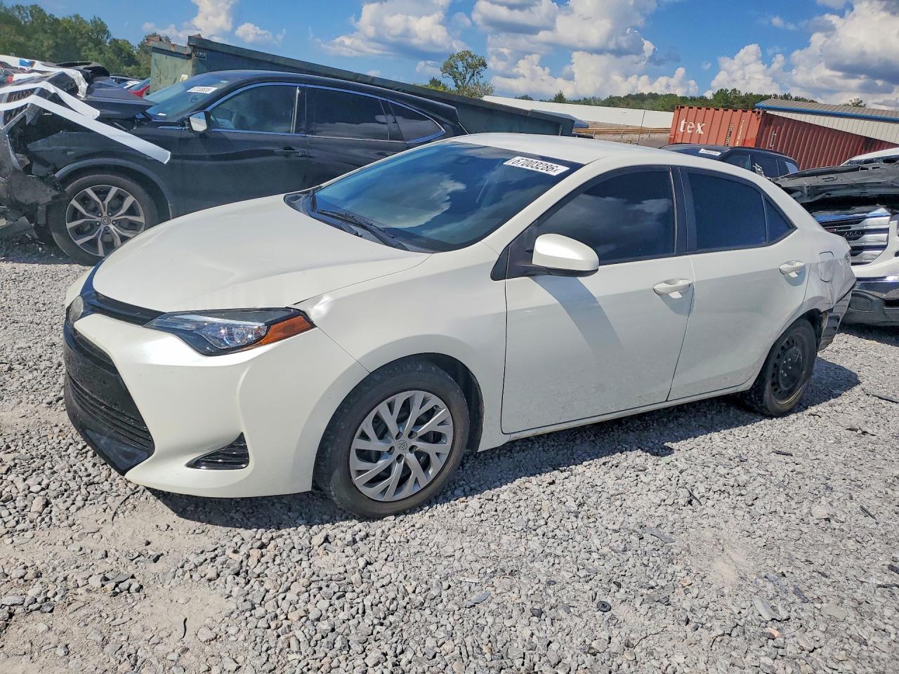 2017 TOYOTA COROLLA LE