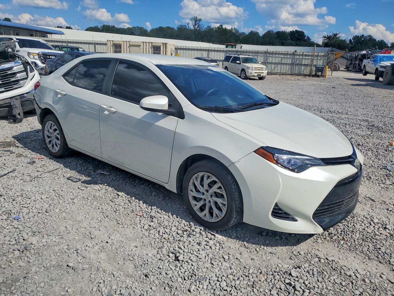 2017 TOYOTA COROLLA LE — снимка 4